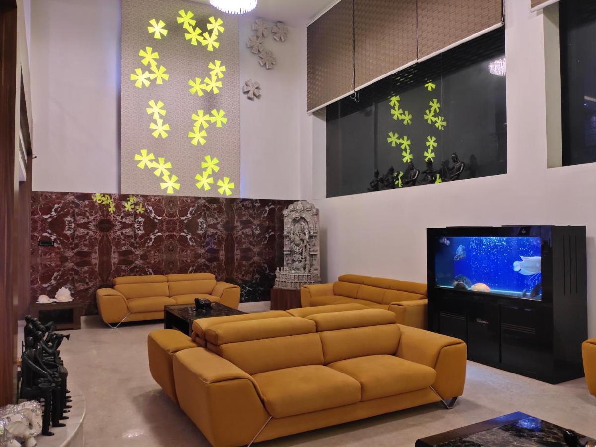 The Orchard Hotel Jharsuguda Buitenkant foto