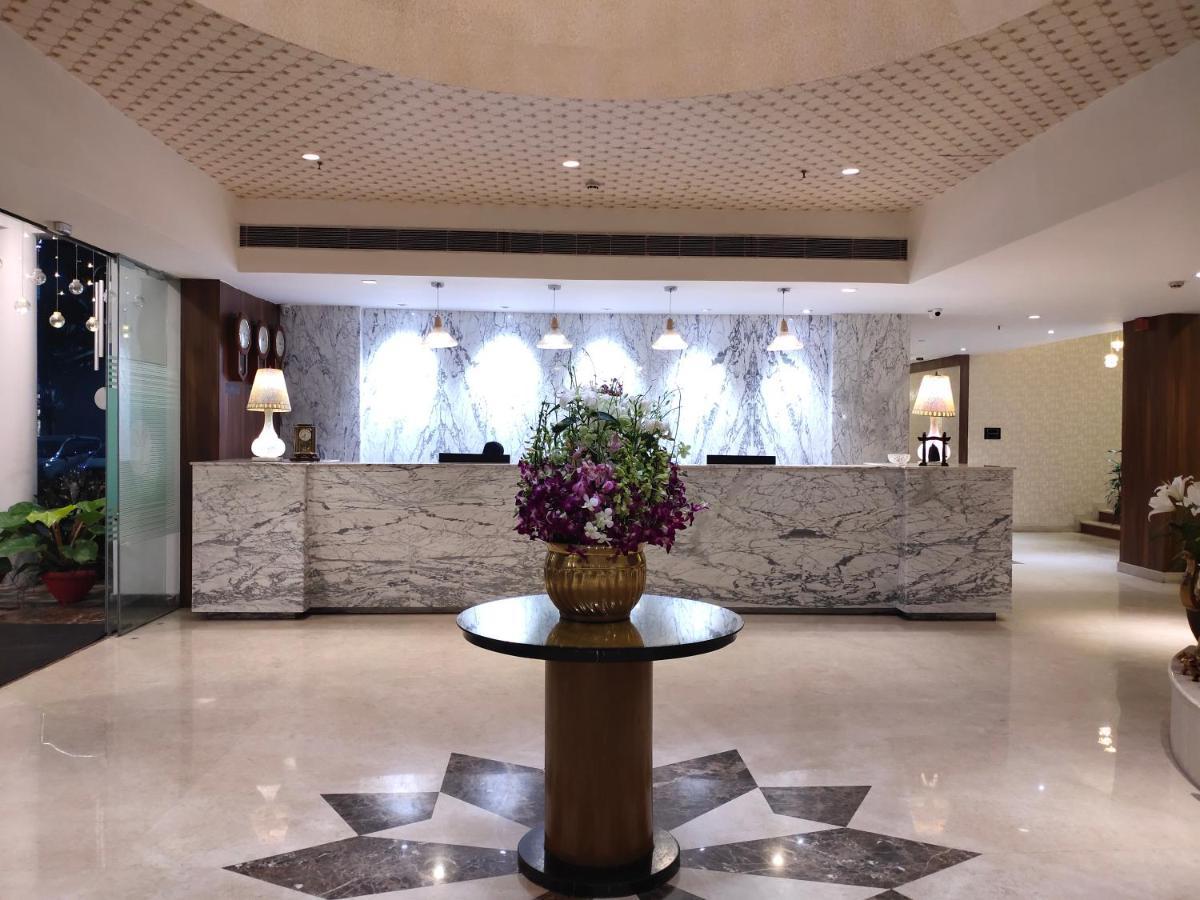 The Orchard Hotel Jharsuguda Buitenkant foto
