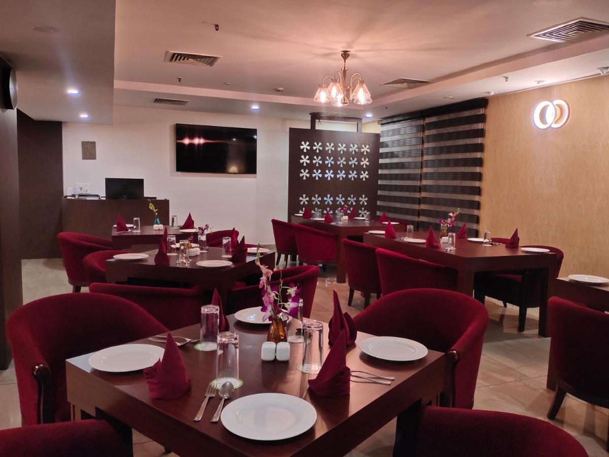 The Orchard Hotel Jharsuguda Buitenkant foto