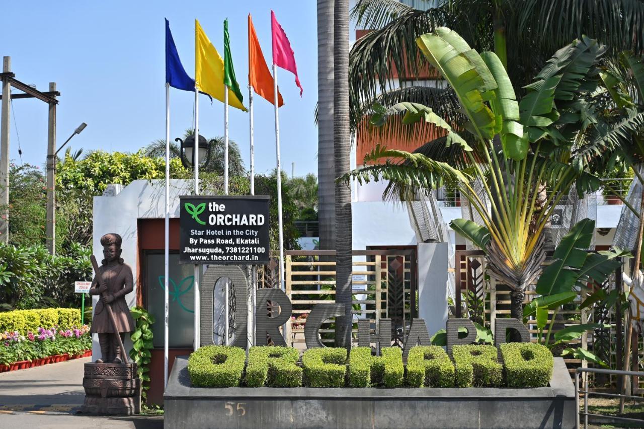 The Orchard Hotel Jharsuguda Buitenkant foto