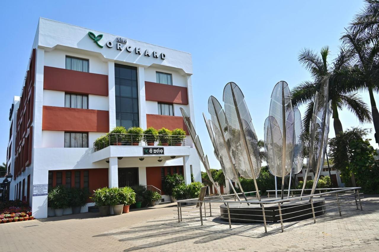 The Orchard Hotel Jharsuguda Buitenkant foto