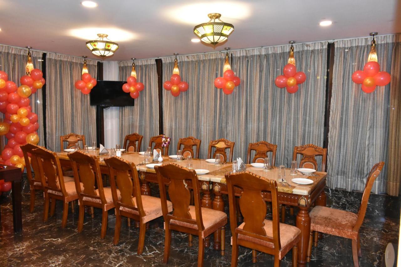 The Orchard Hotel Jharsuguda Buitenkant foto