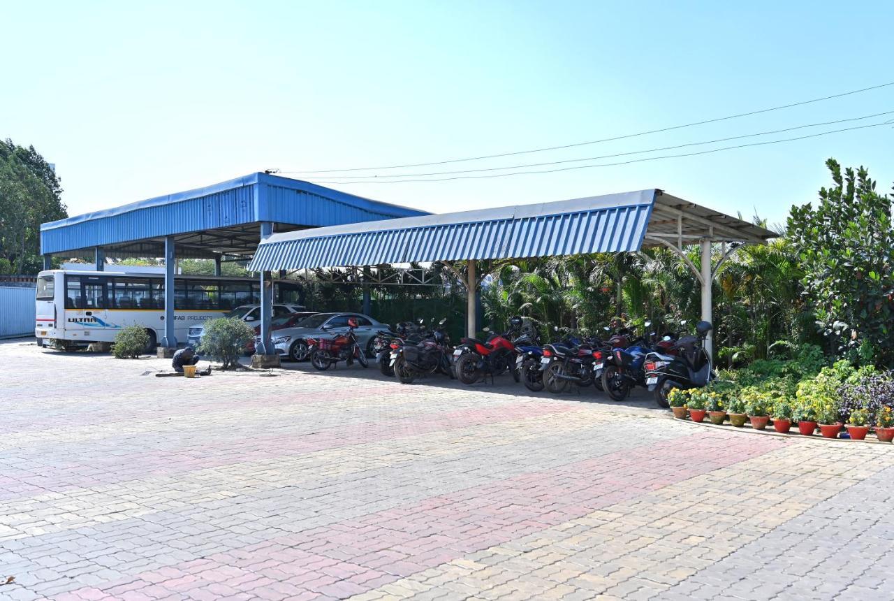 The Orchard Hotel Jharsuguda Buitenkant foto