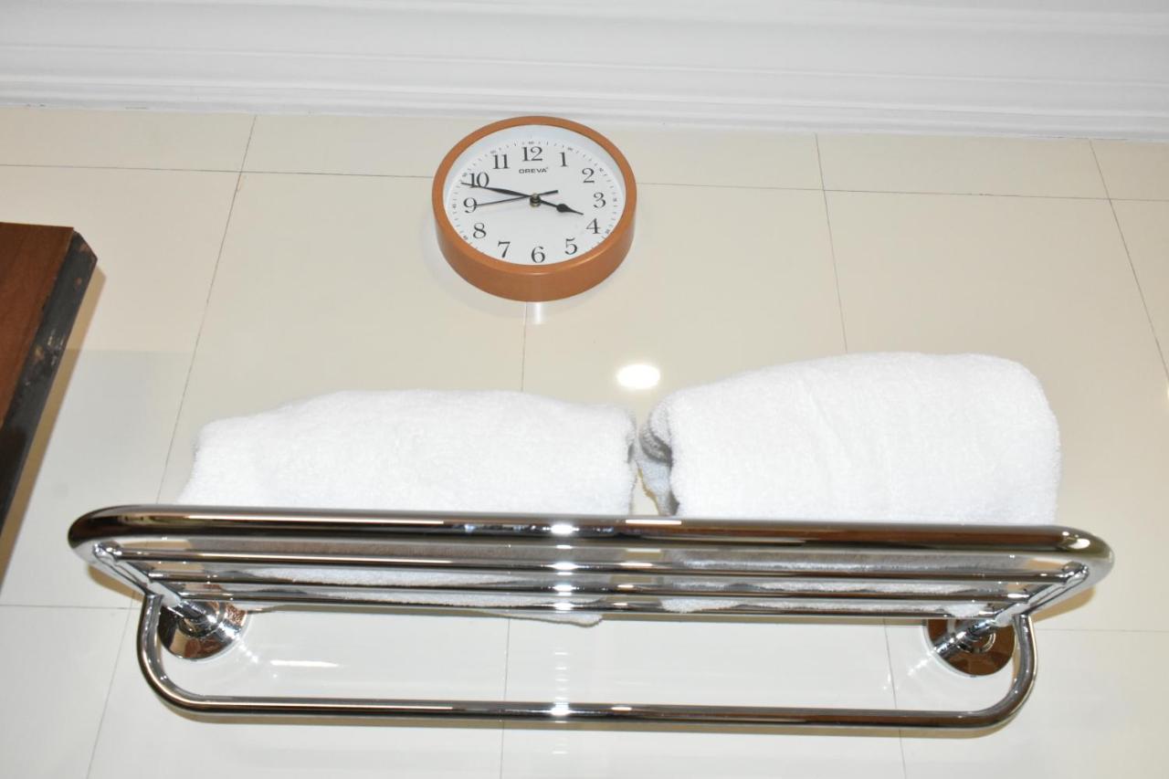 The Orchard Hotel Jharsuguda Buitenkant foto